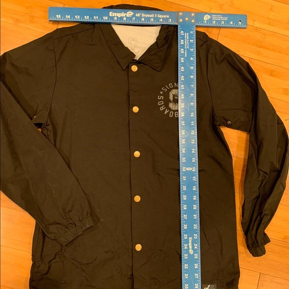 Jacket - Picture 4 of 10